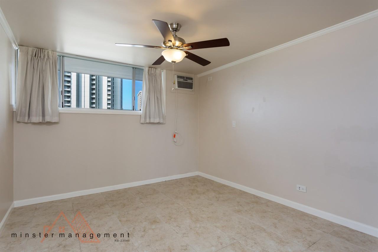 2611 Ala Wai Blvd #902 - Photo 6 of 11