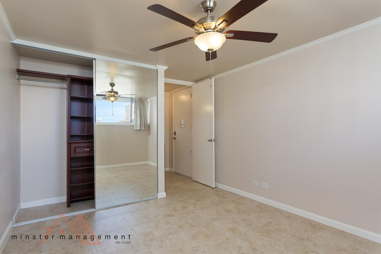 2611 Ala Wai Blvd #902 - Photo 7 of 11
