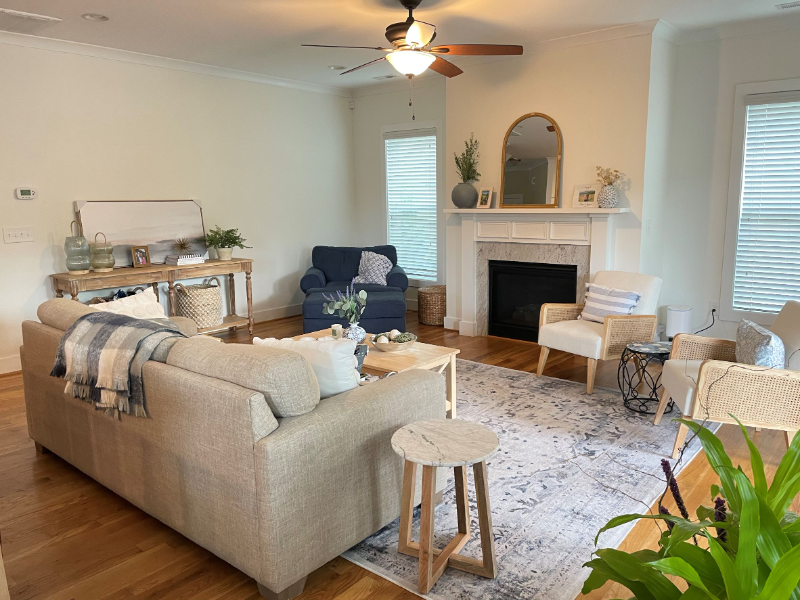 177 Pineland Cir - Photo 3 of 10