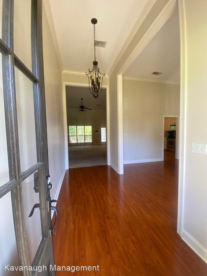 314 Romar Pl - Photo 2 of 18