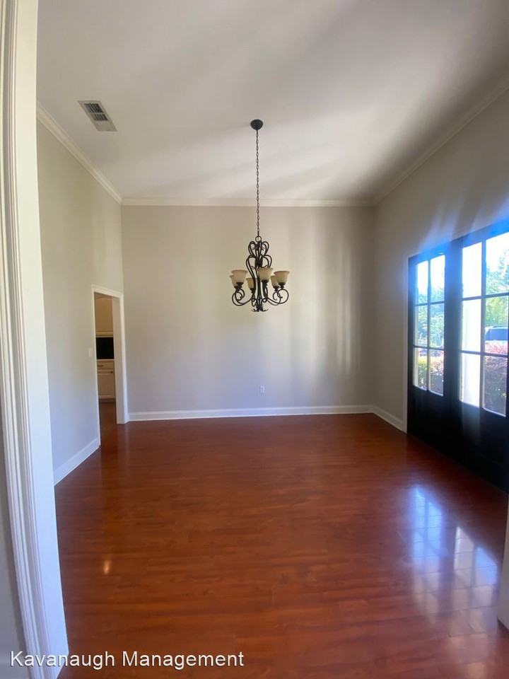 314 Romar Pl - Photo 3 of 18