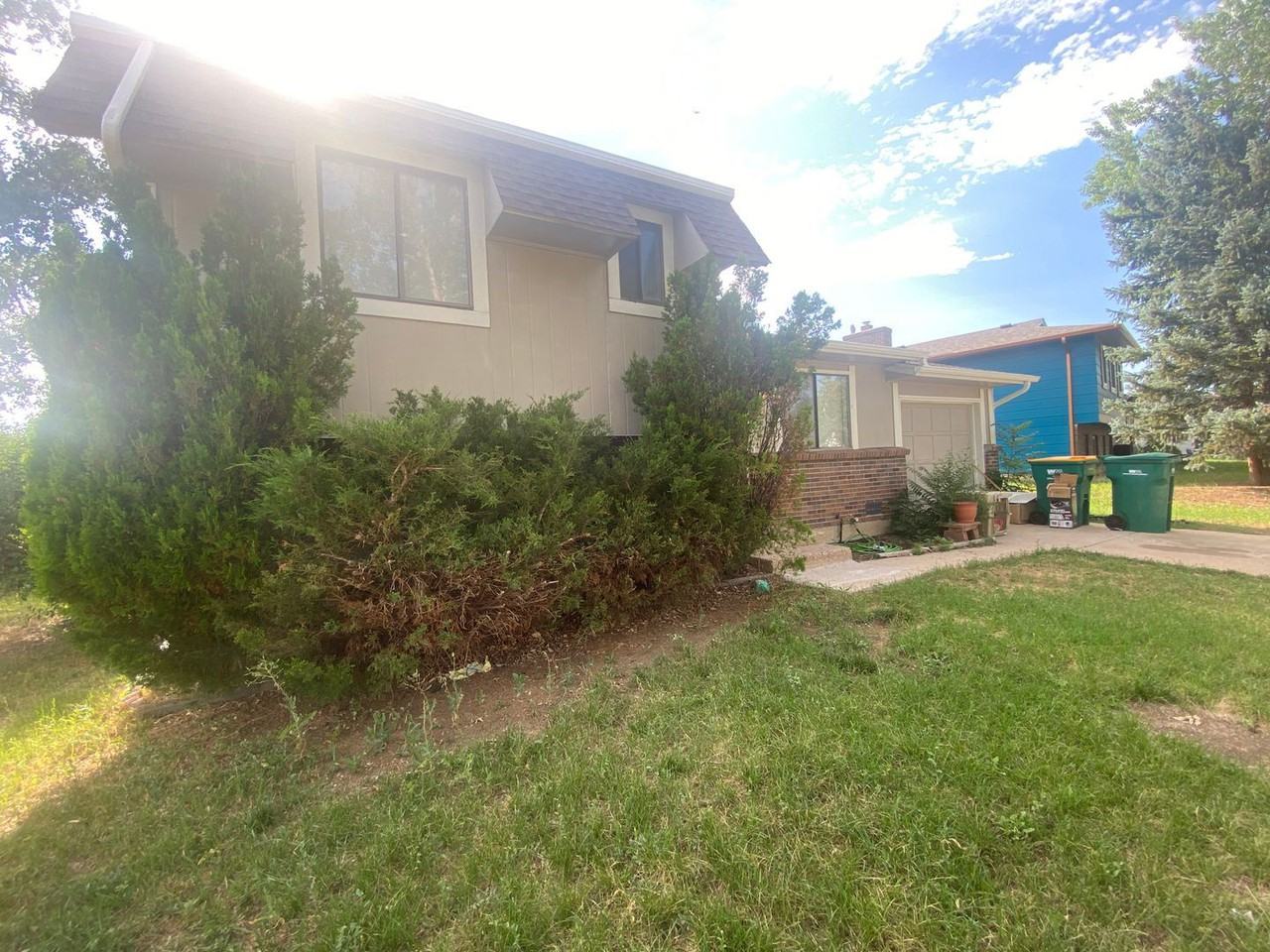 1753 S Lewiston St - Photo 2 of 21