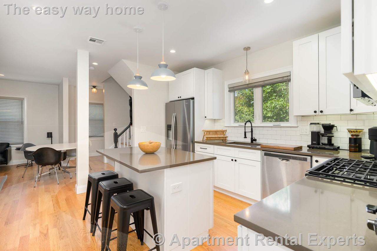 26R James St - Photo 3 of 26