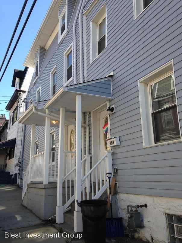 252 37th St - Photo 2 of 38