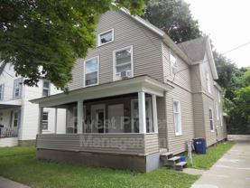 216 Travis St Ne - Photo 1 of 1