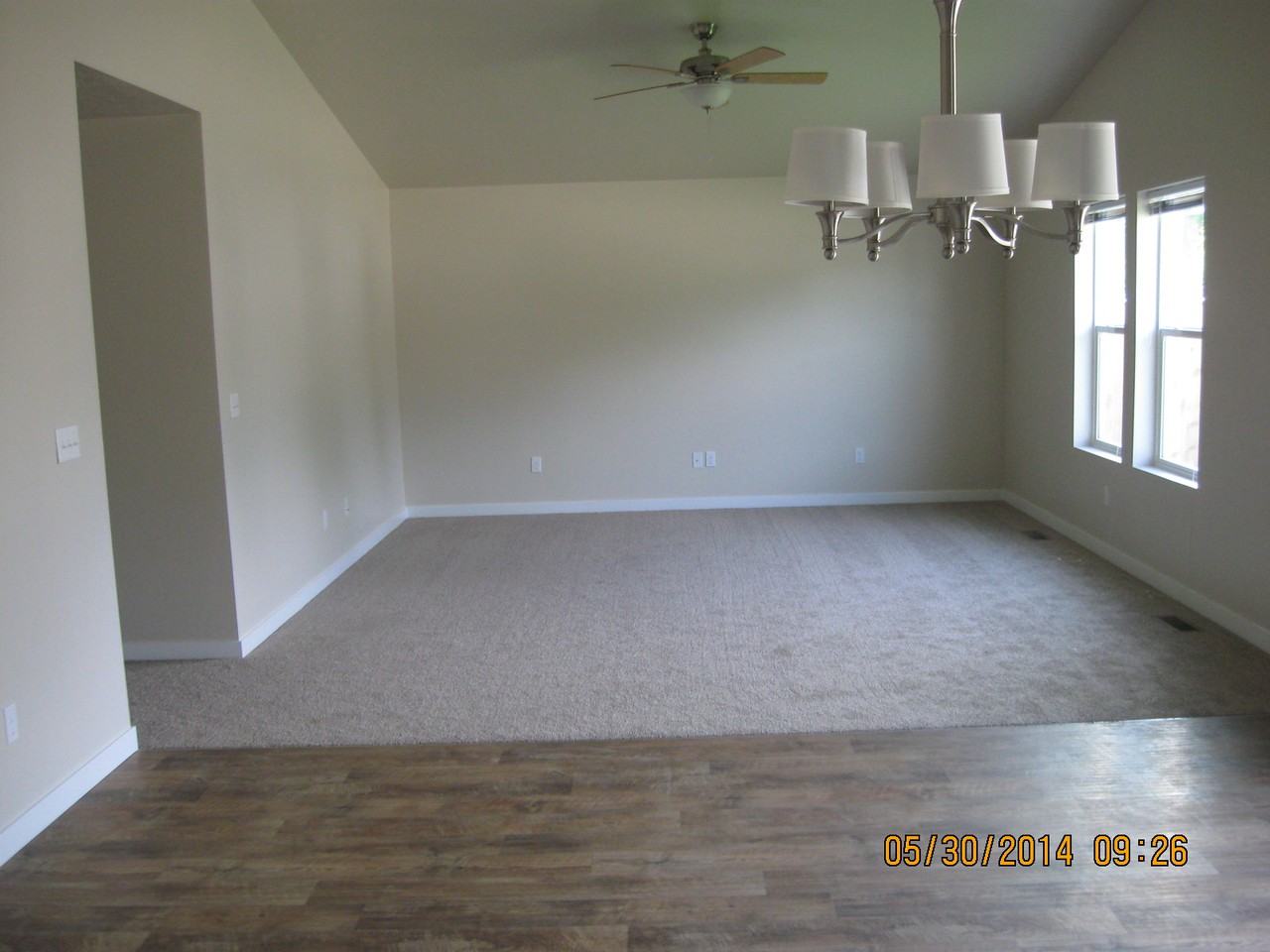8365 W Snohomish St - Photo 3 of 7