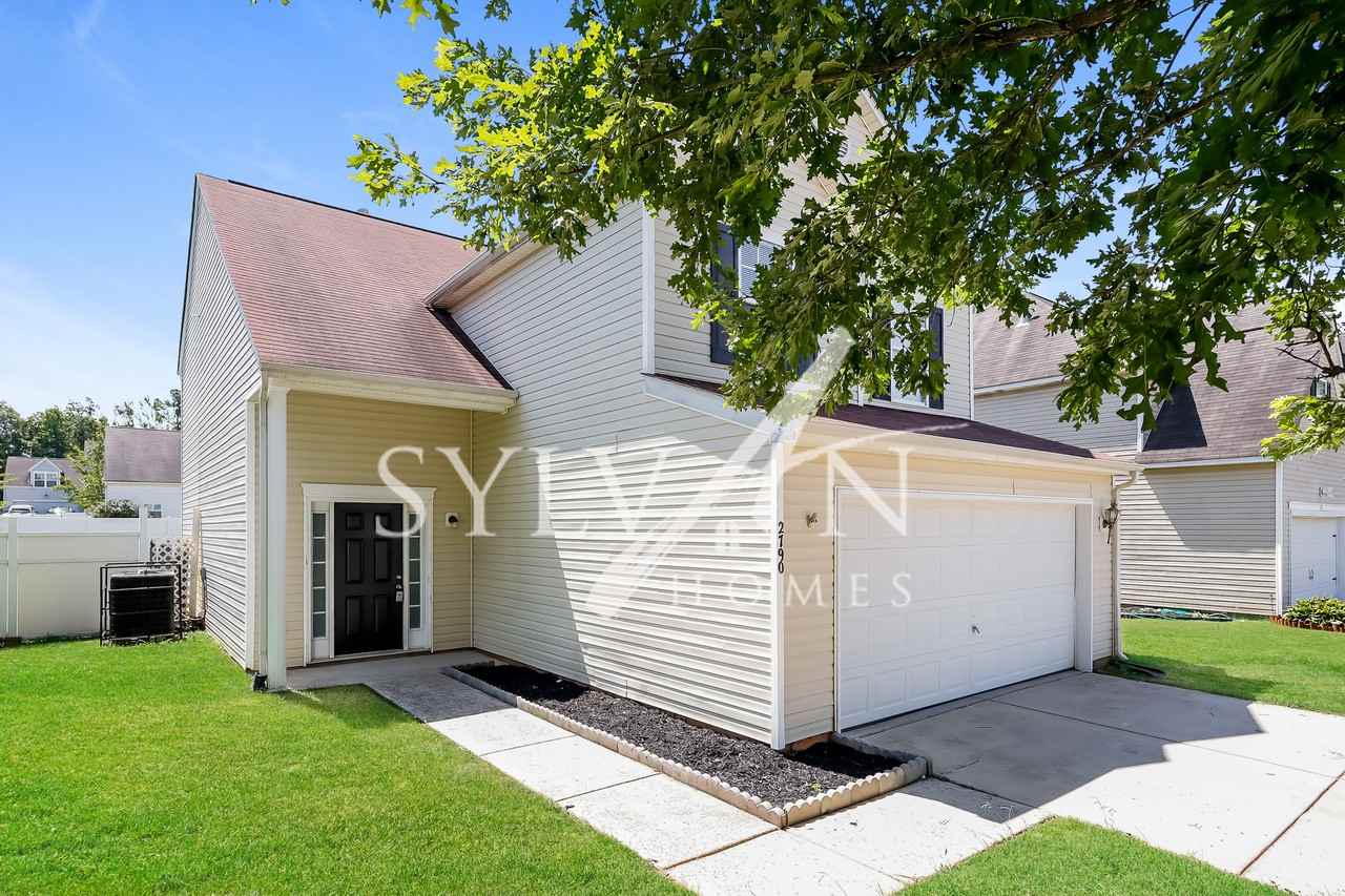 2790 Rustic Ridge Rd - Photo 2 of 14