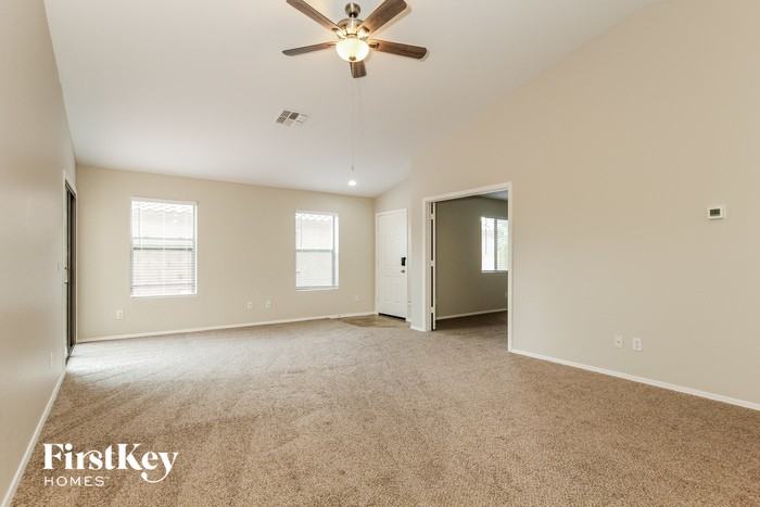 23710 W Hidalgo Ave - Photo 3 of 15