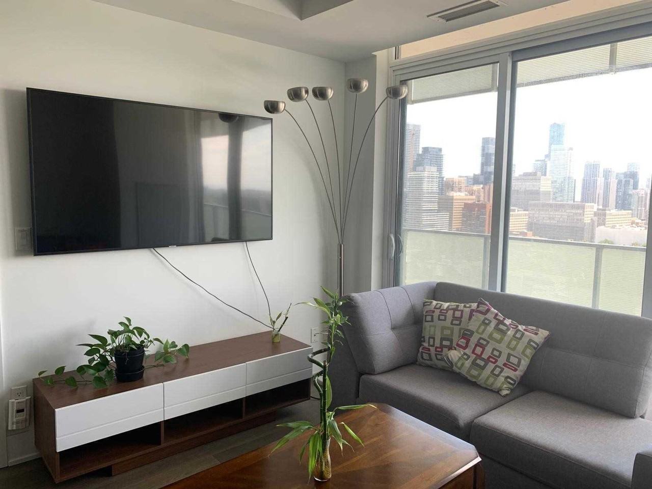 200 Bloor Street West #2203