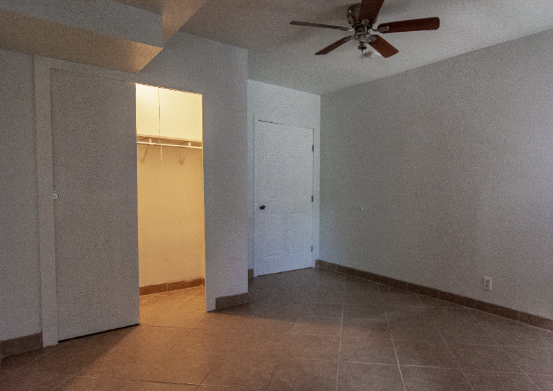 811A Barrymore Blvd - Photo 5 of 8