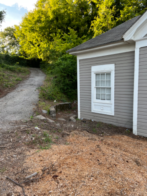 1039 N Broad St Ne - Photo 3 of 19