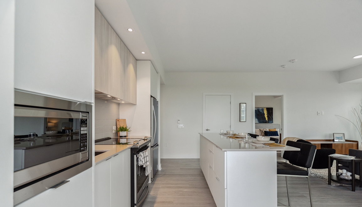 Latitude - Photo 3 of 26