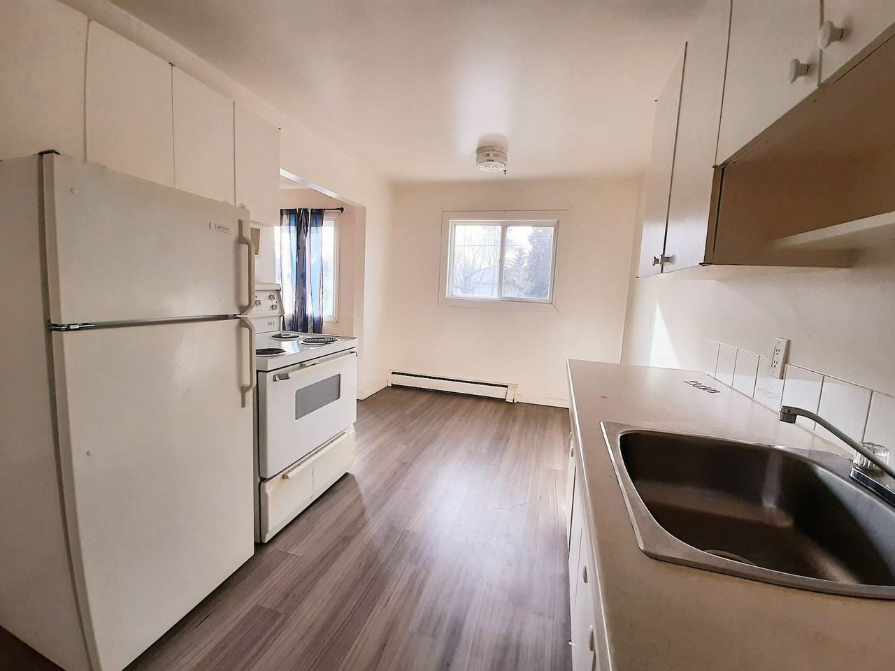 The Lincoln Apartments 9712 149 St Nw, Edmonton, AB T5P 1K2 Zumper