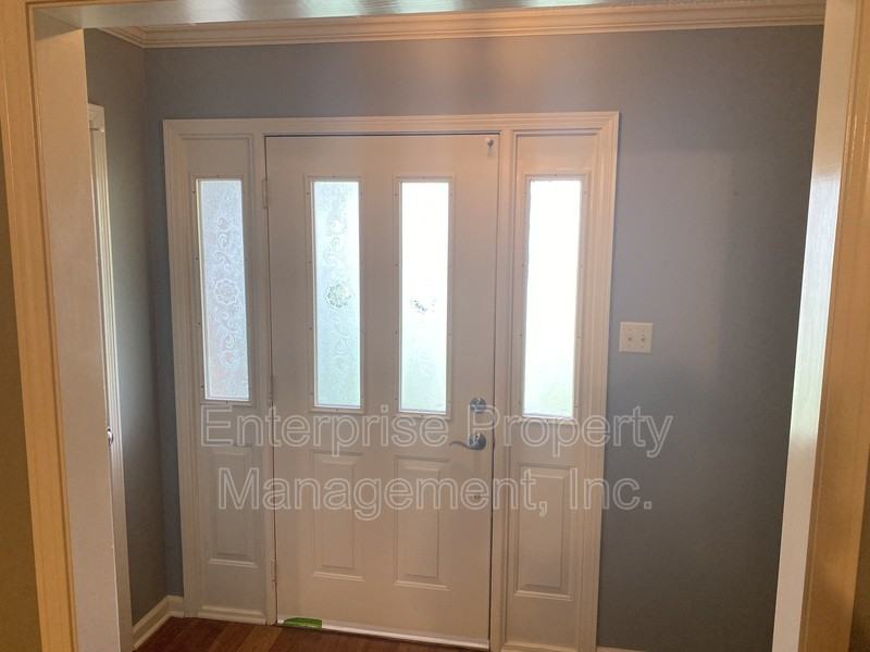 3840 Charbon Ln - Photo 4 of 46