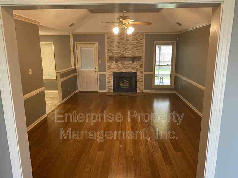 3840 Charbon Ln - Photo 5 of 46