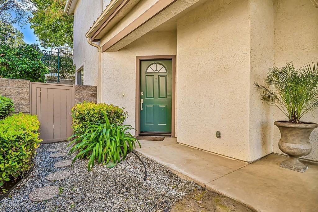 544 Hooper Avenue - Photo 2 of 19