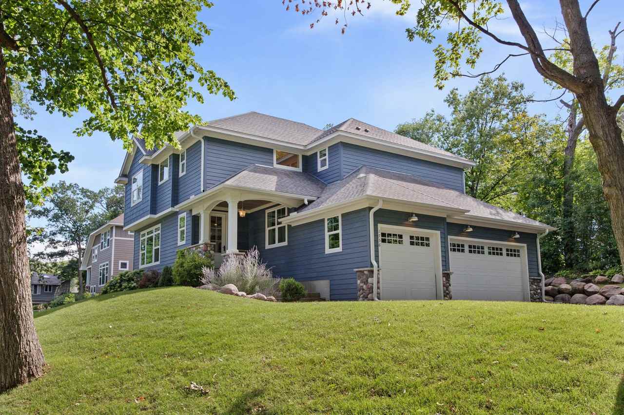 1756 Lafayette Lane - Photo 2 of 28