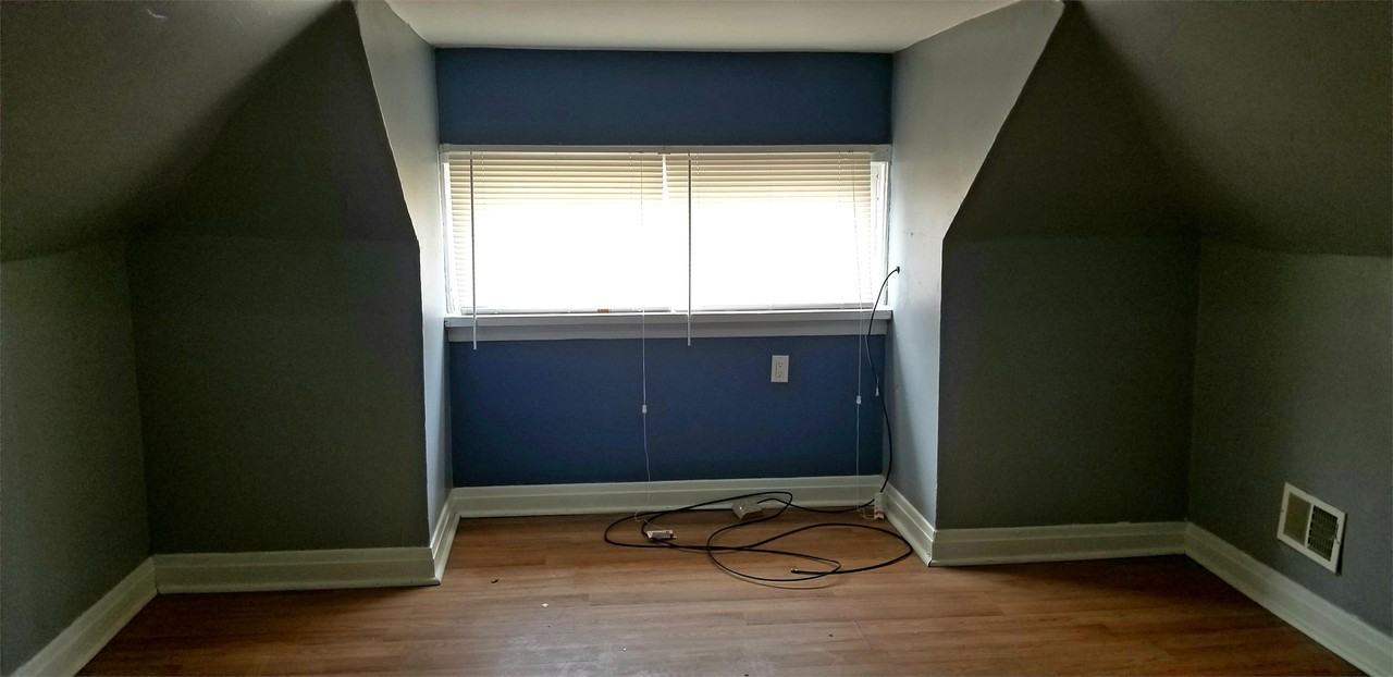 8608 S Kingston Ave #1 - Photo 4 of 10