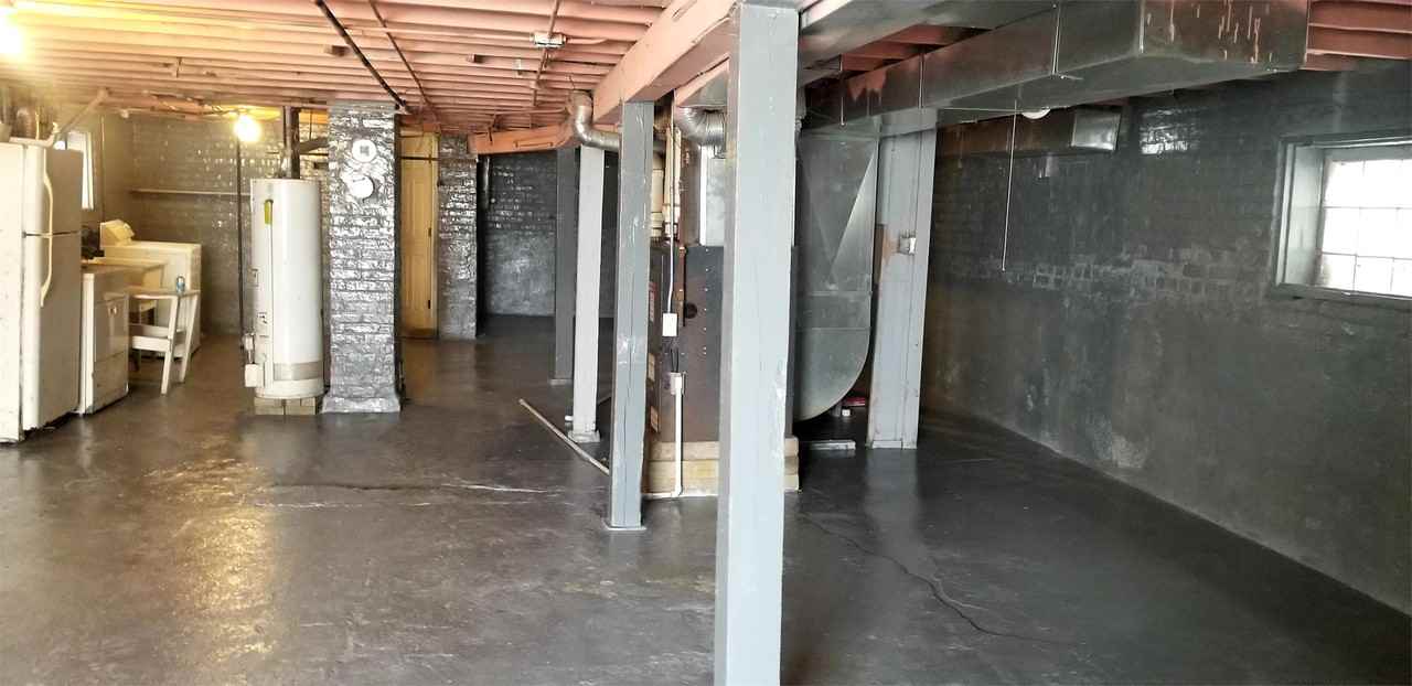 8608 S Kingston Ave #1 - Photo 7 of 10