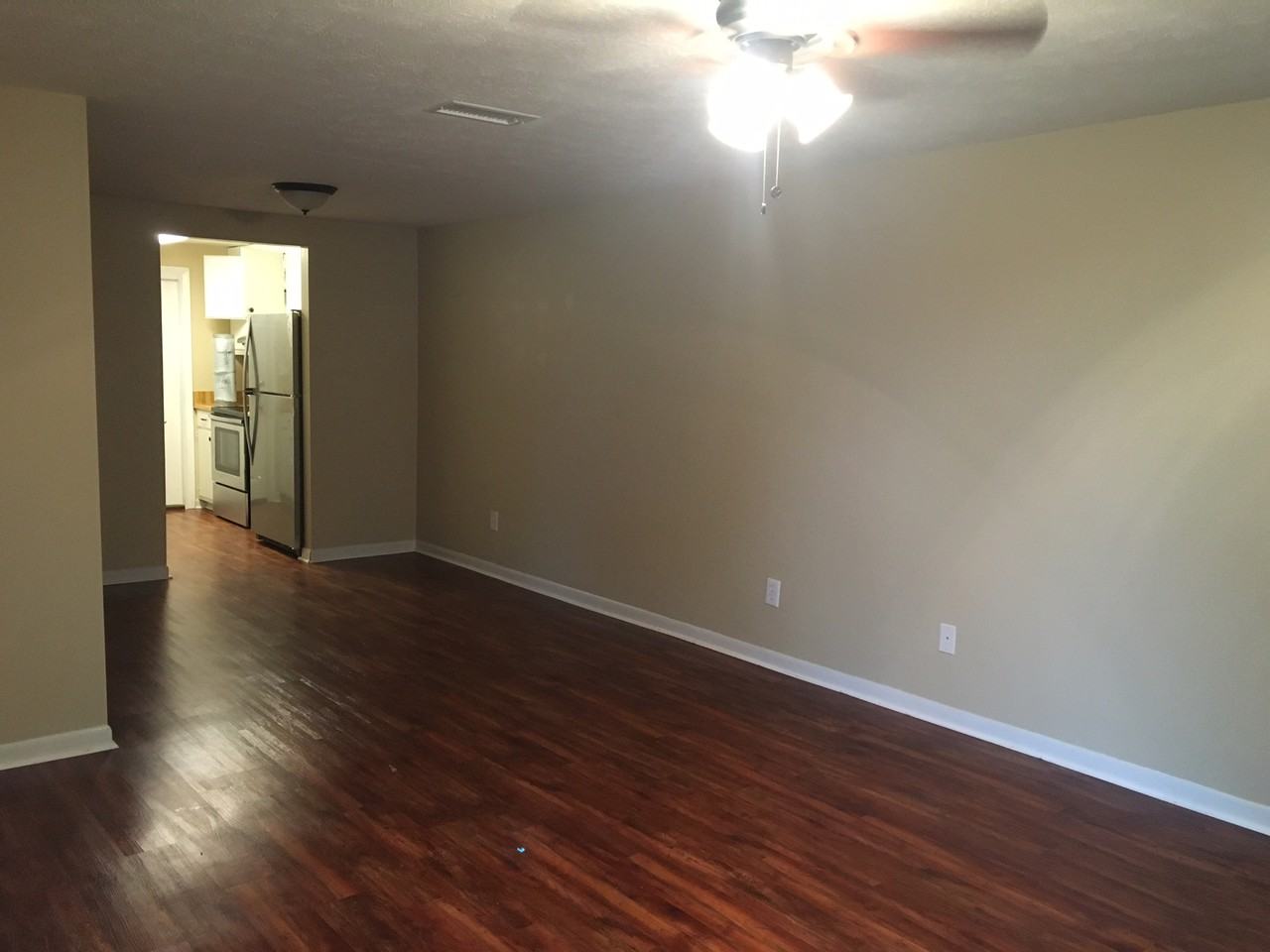 1112 Bradford Cir #1112 - Photo 3 of 12