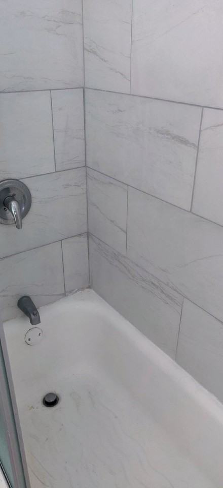 1153 Mcduff Ave S #3 - Photo 5 of 11