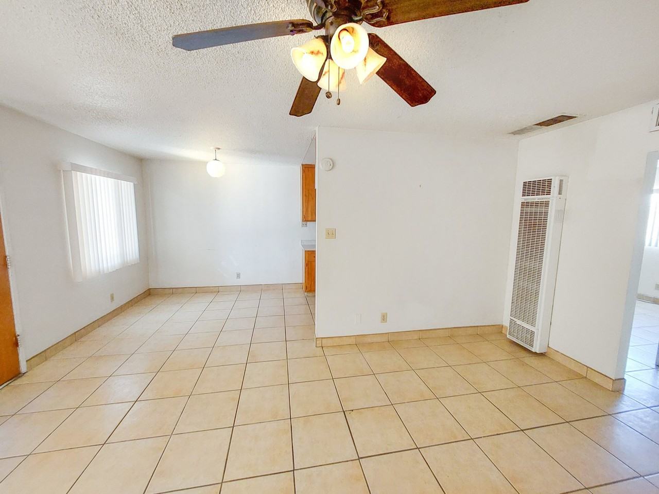213 Panamint Ave #D - Photo 3 of 10