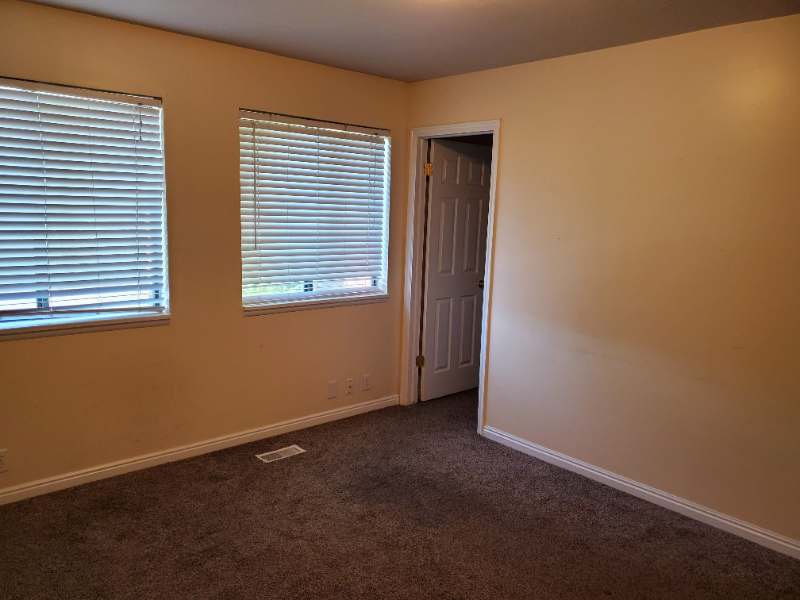 2186 Karalee Way #MAIN - Photo 5 of 16