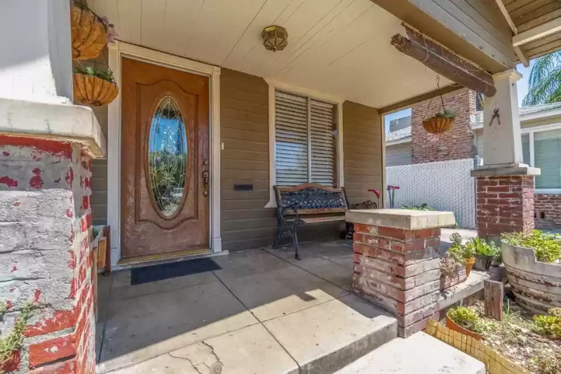 4511 E Illinois Ave - Photo 2 of 12