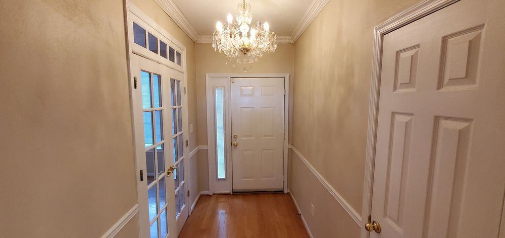 5440 Summer Cres - Photo 2 of 20