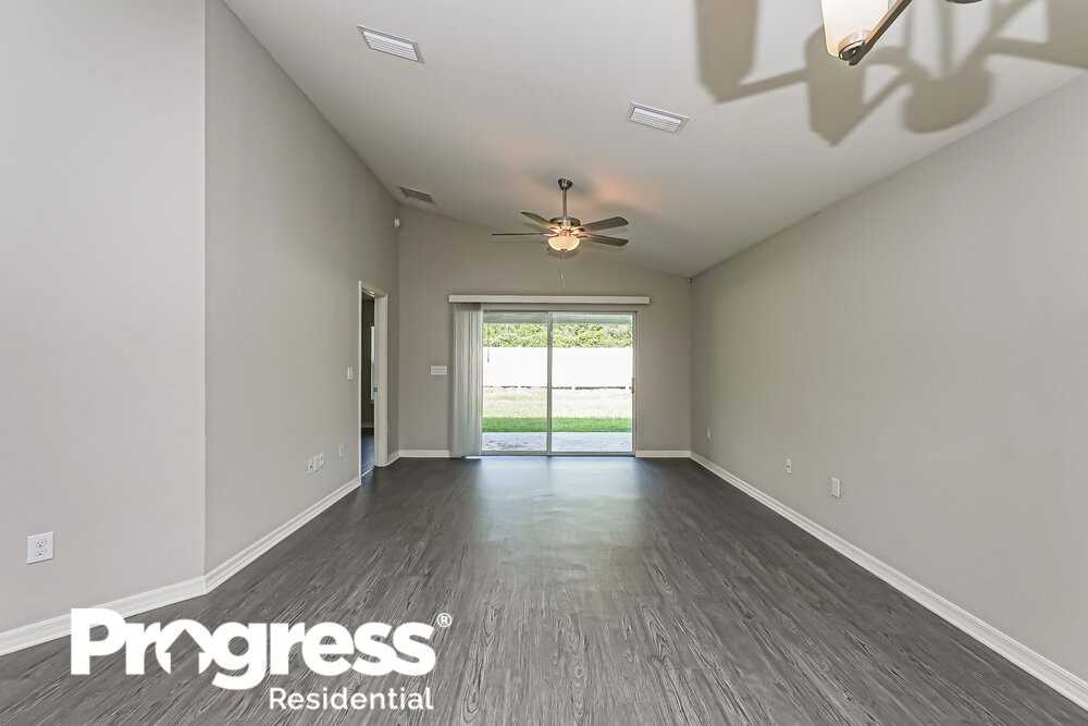 11718 Stone Pine St - Photo 3 of 16