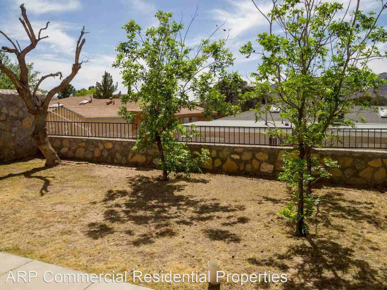2205 King James Pl - Photo 3 of 10