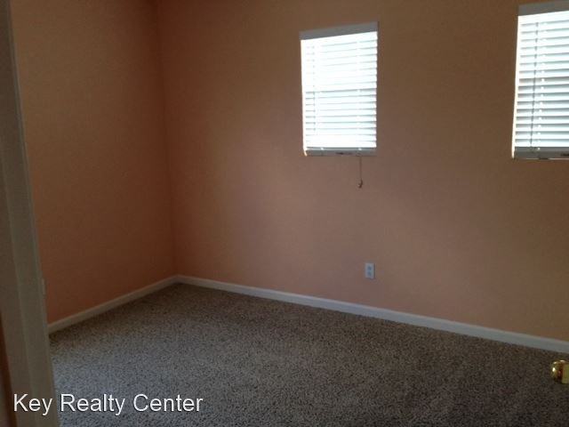 18 Shannondale Ct - Photo 3 of 7