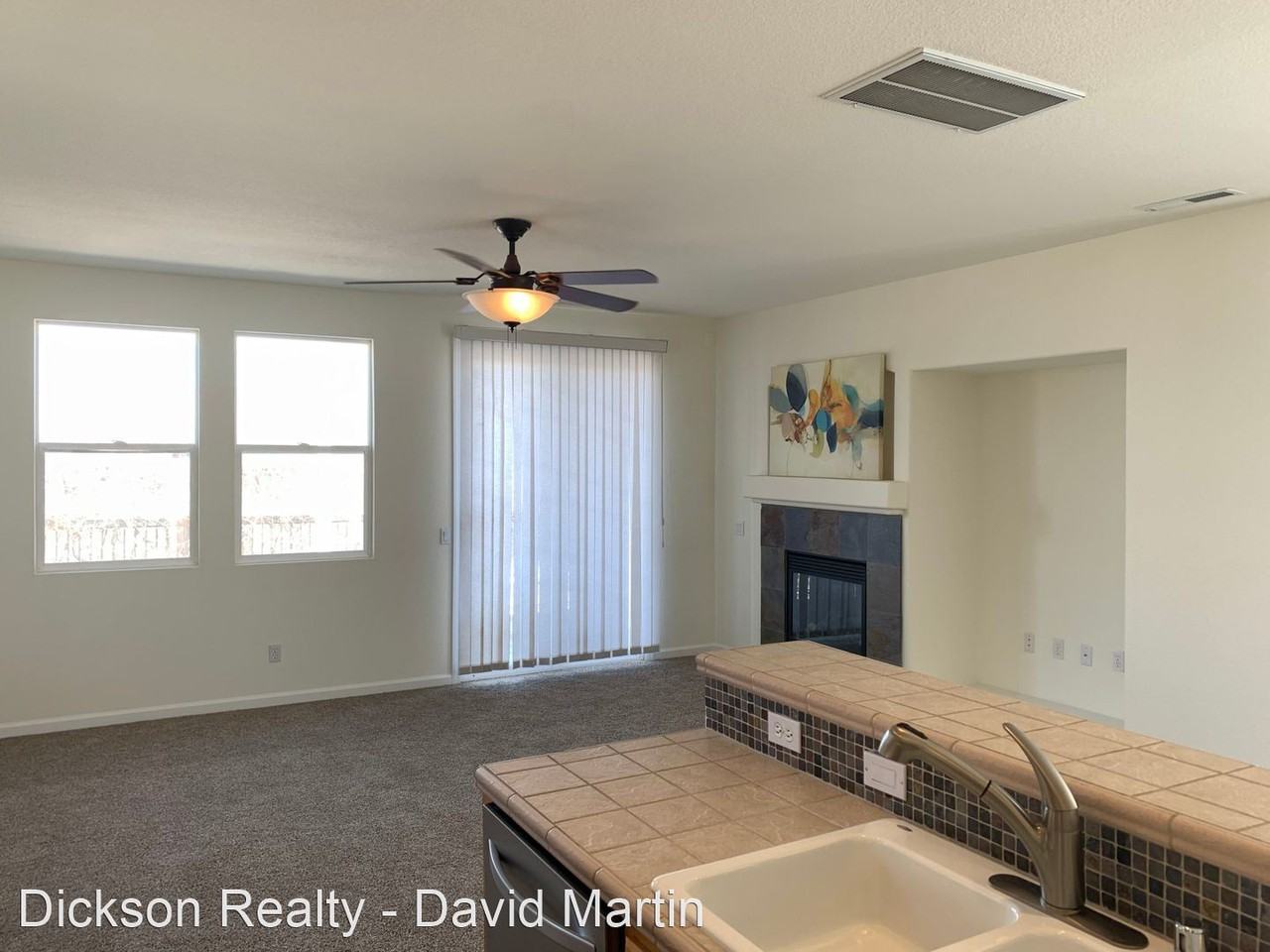 2760 Arrowsmith Dr - Photo 3 of 10