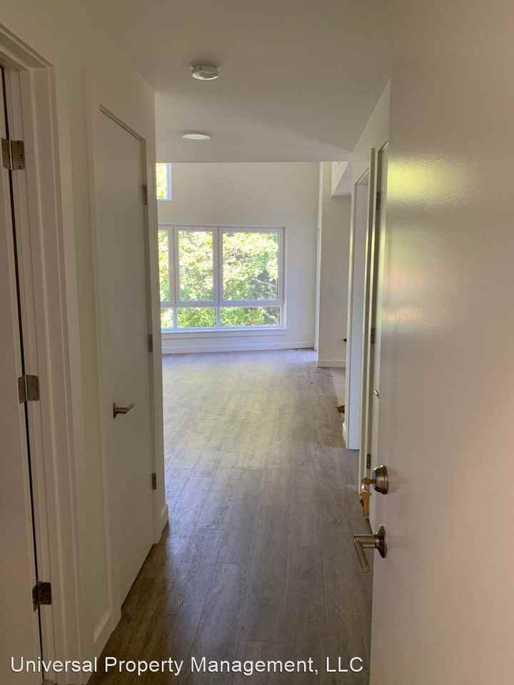 1 Storer Street - Photo 3 of 11