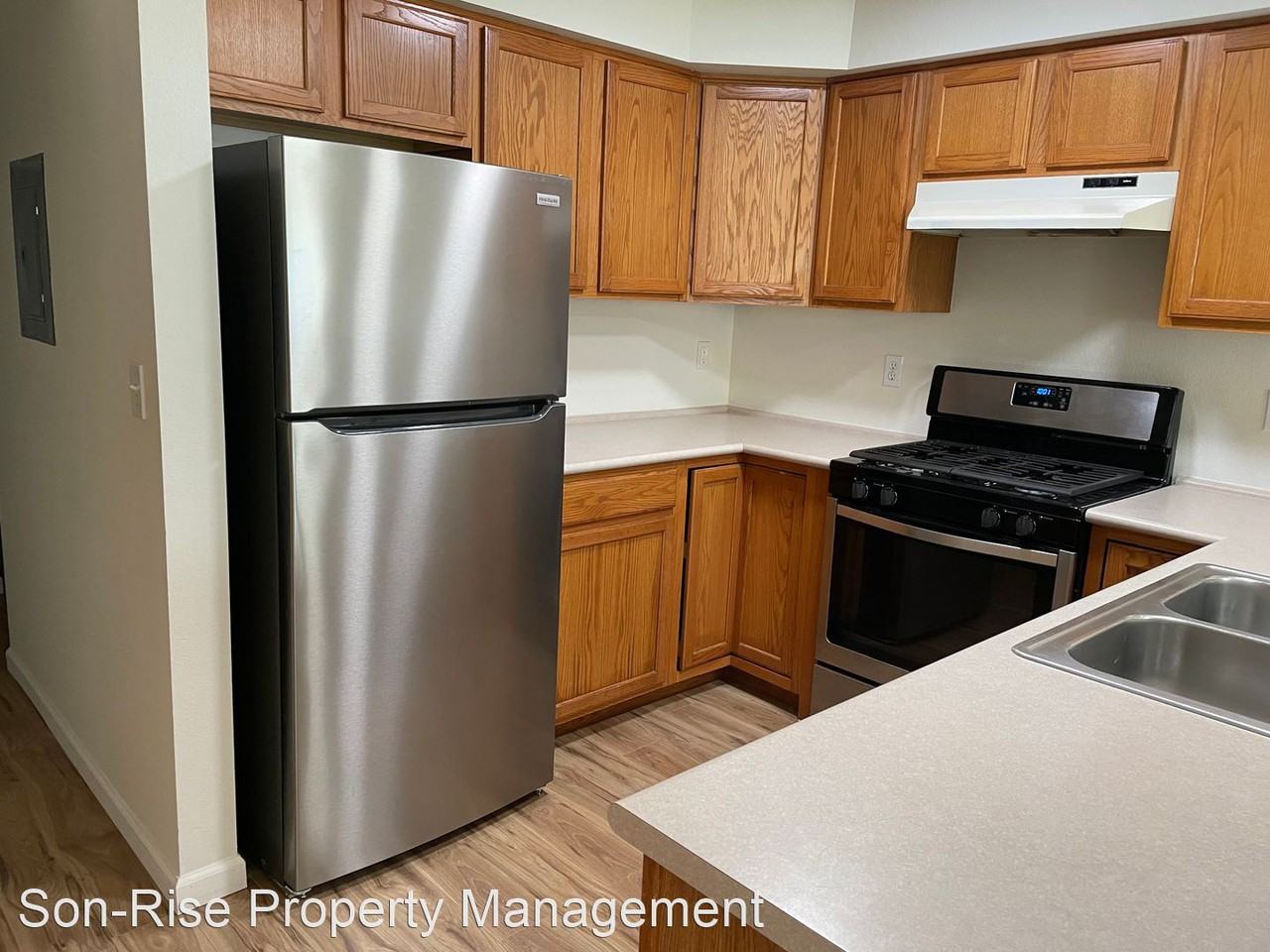 3255-3269 Racine St - Photo 2 of 15