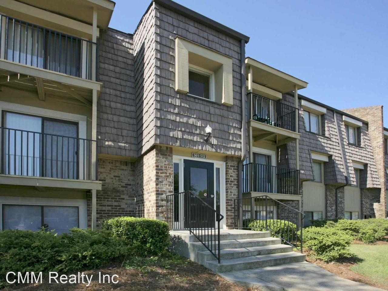 town & country apartments lexington sc