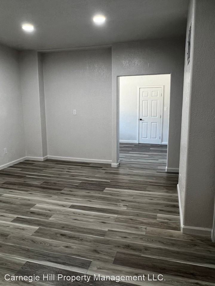 303 N. 3rd Street. - 85 E. Thurman - Photo 3 of 9