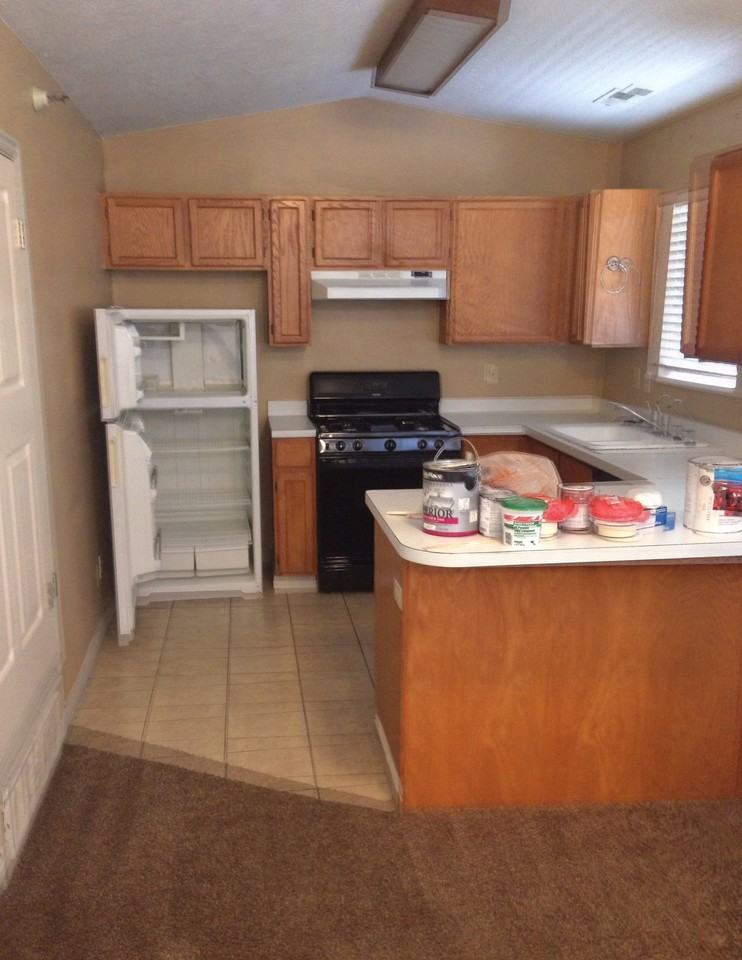 166 N 400 W - Photo 3 of 21