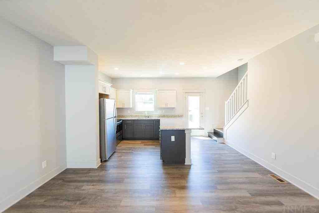 1259 W Rangeview Cir - Photo 6 of 32