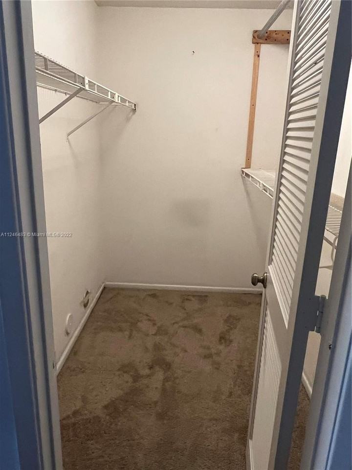 111 Gardens Dr #101 - Photo 7 of 14