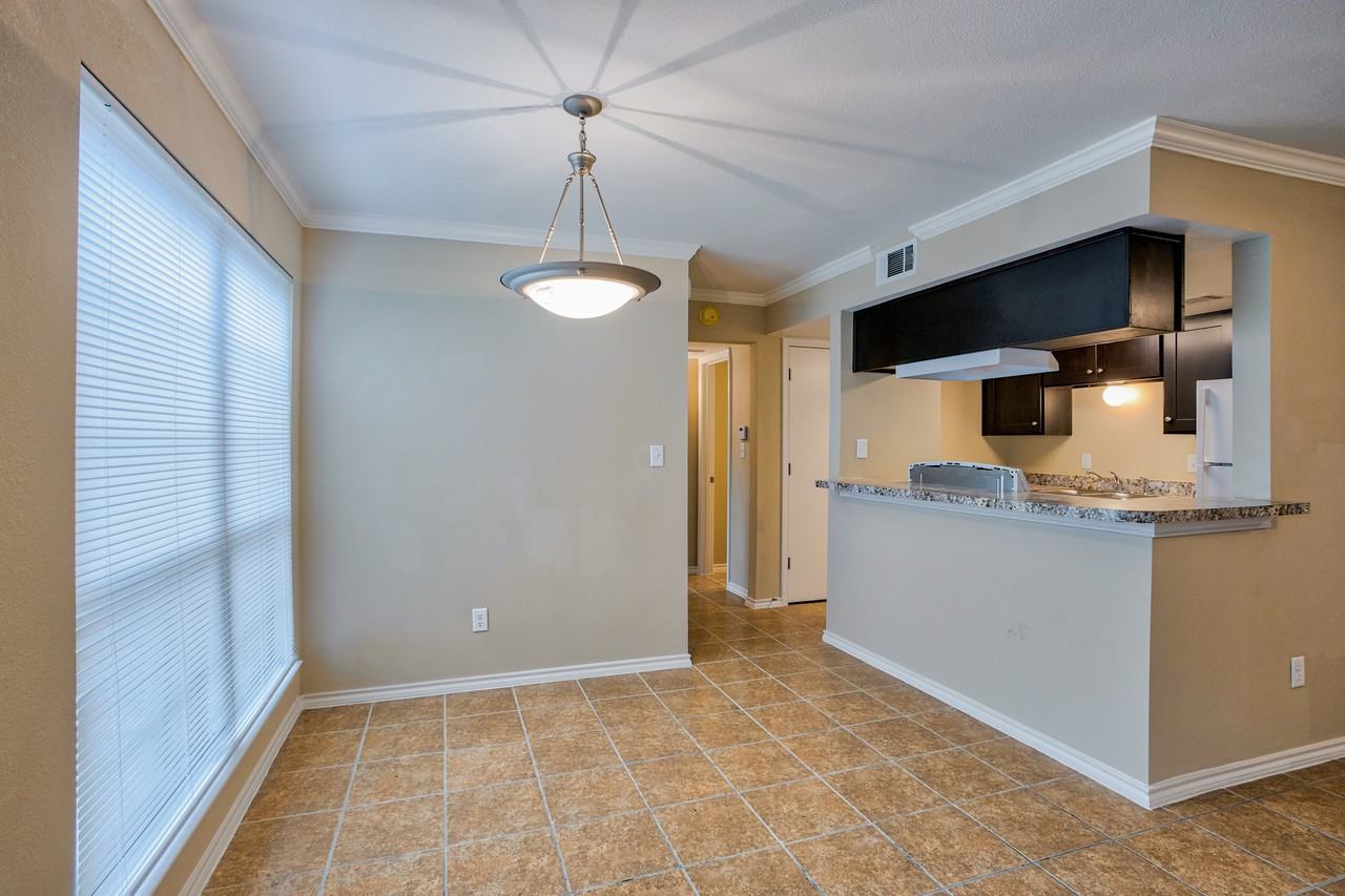 Spanish Creek - Photo 2 of 10