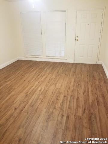 419 Anton Dr - Photo 4 of 12