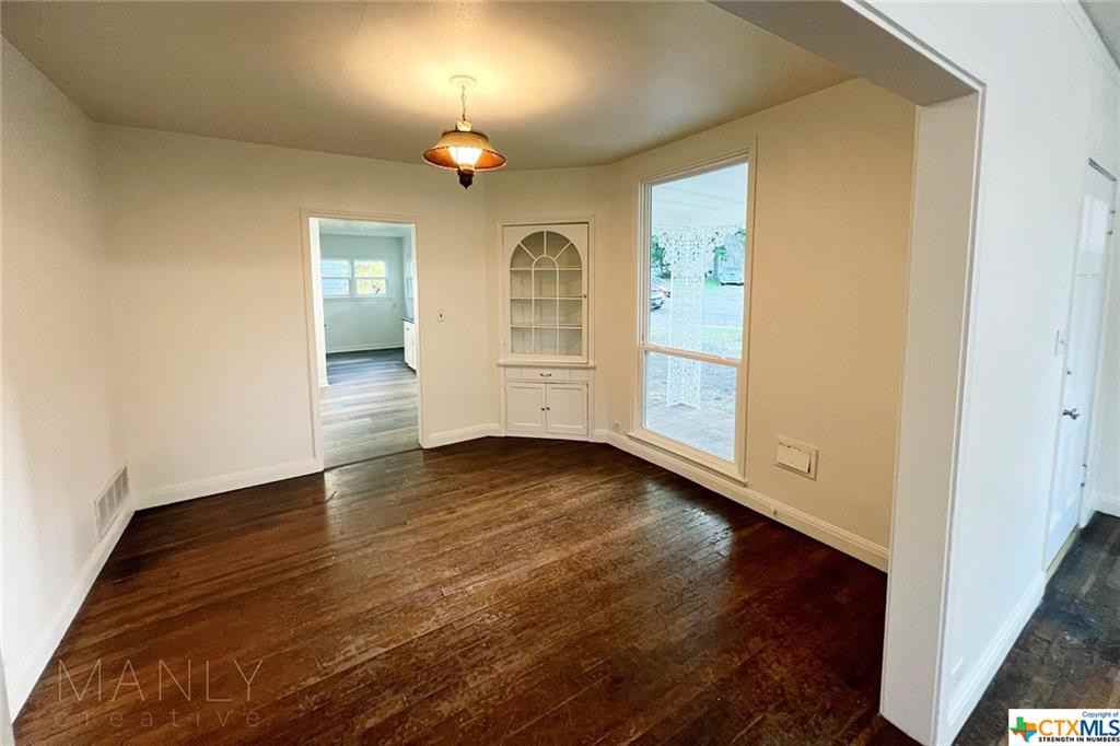 809 N 8th St #1 - Photo 3 of 10