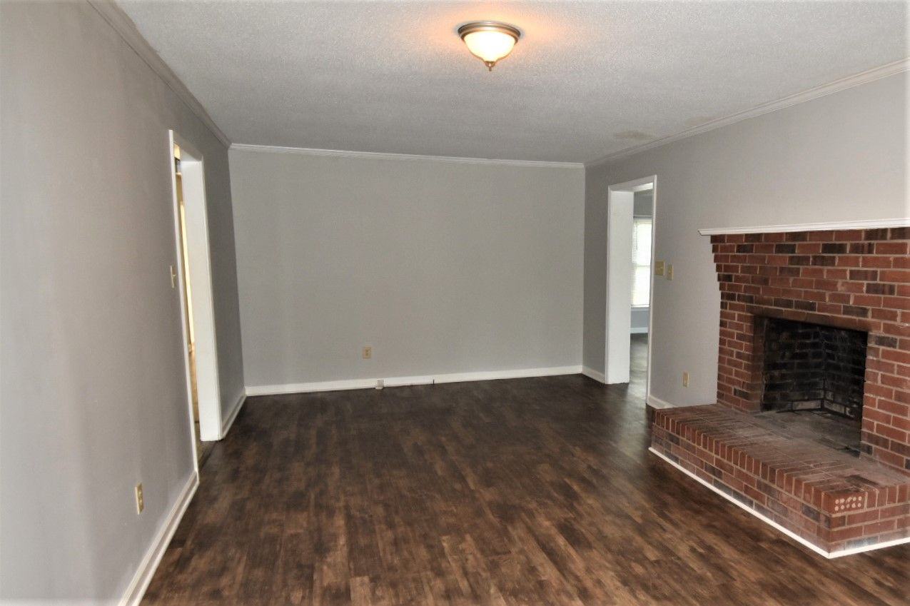 345 Pine Valley Rd - Photo 2 of 12