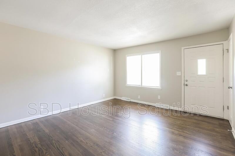 11507 E Anderson St - Photo 3 of 18