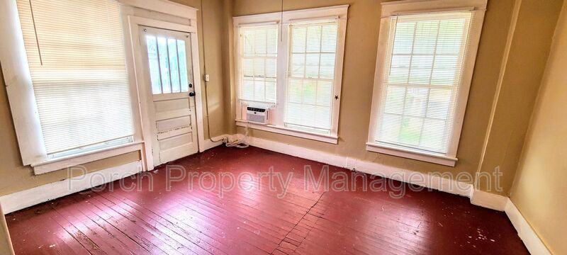 320 N Barcelona St #3 - Photo 3 of 10