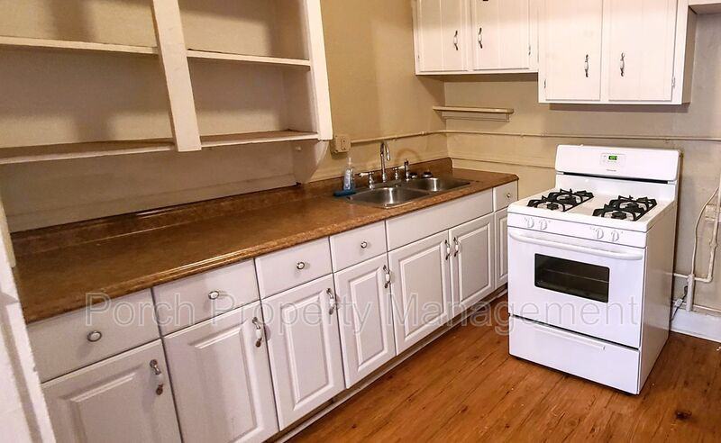 320 N Barcelona St #3 - Photo 5 of 10