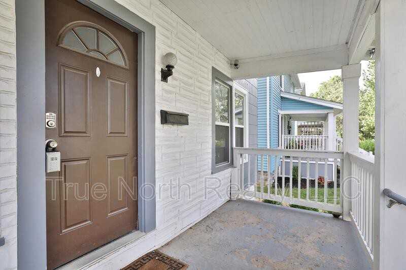 1416 S Ohio Ave - Photo 2 of 35