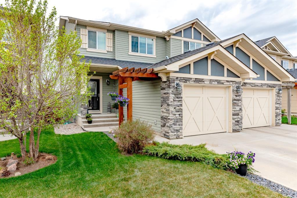 121 Brightoncrest Grove Southeast - Photo 2 of 36