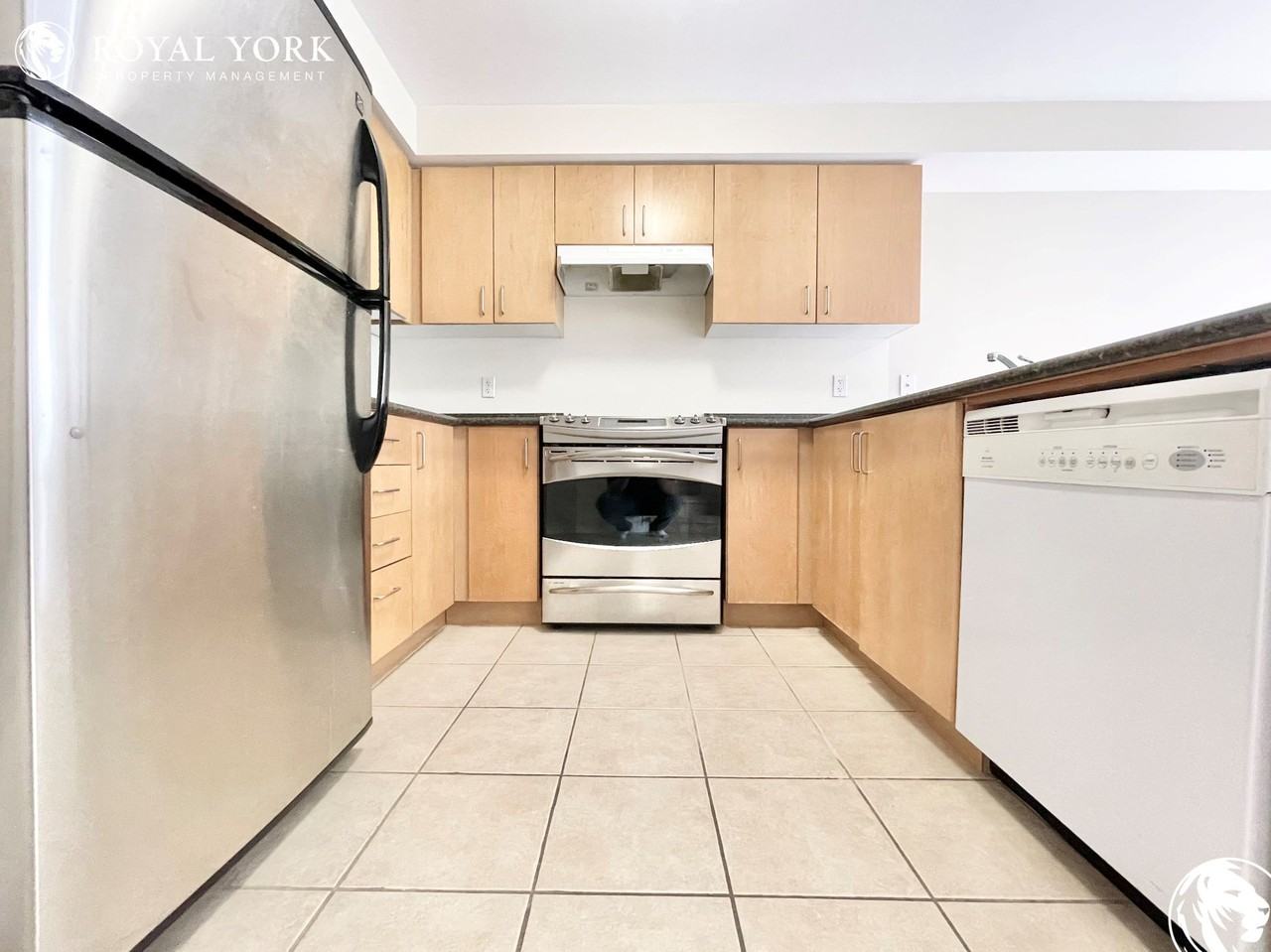 63 Oakins Lane - Photo 3 of 39